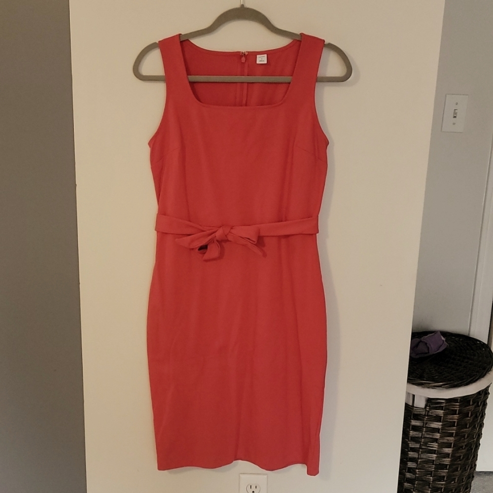 Old Navy Dress with tie belt detail